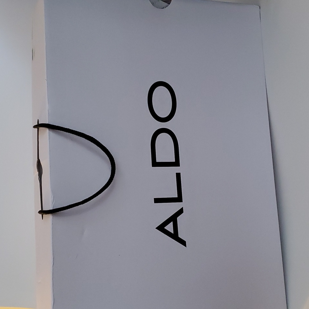 🤍 SOLD 🤍 Gladiator Sandals White and Gold, US 6 - Picture 8 of 8